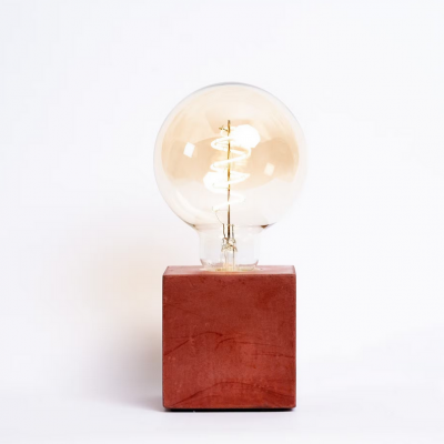 Lampe artisanale cube béton - Brique
