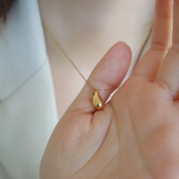 Collier dore acier inoxydable goutte 02