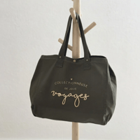 Sac cabas collectionneuse de jolis voyages vert fore t 01