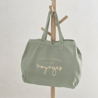 Sac cabas collectionneuse de jolis voyages vert sauge 01